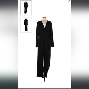 H&M ladies size 14 long-sleeved pantsuit in black